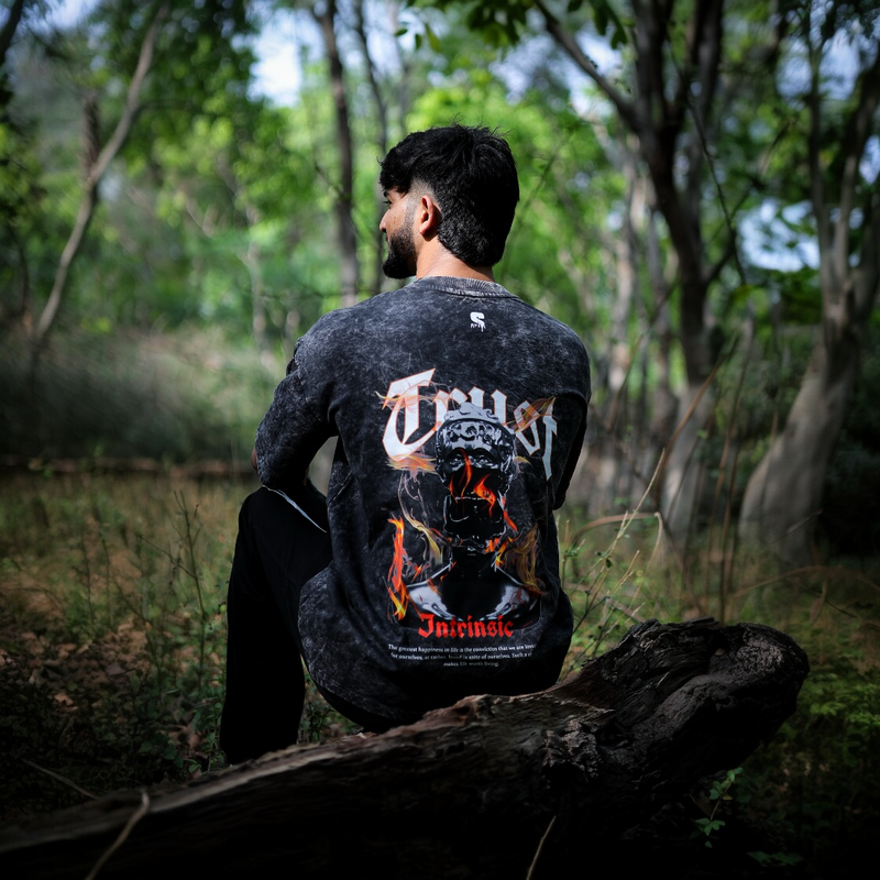 THE TRUST ACID WASH OVERSIZED TEE