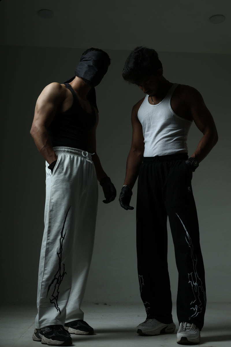 THE CARNAGE COMFORT BAGGY TRACK PANTS